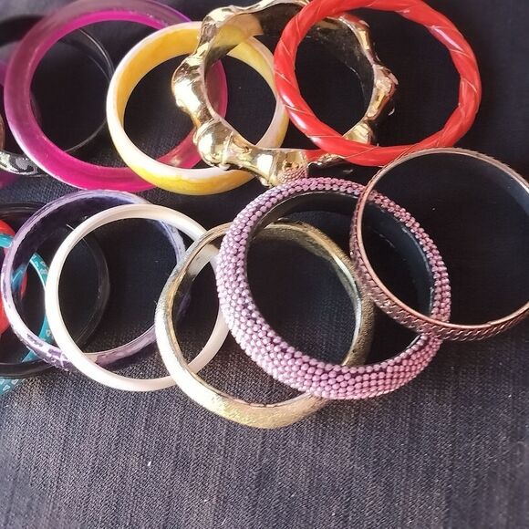 Lot Of 16 Different Unique Bangle Bracelets - Picture 11 of 14